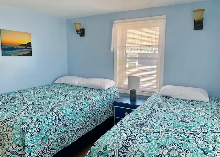 The Ocean Weeks Apartment