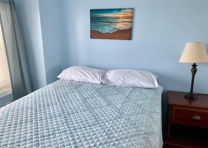 The Ocean Weeks Apartment *