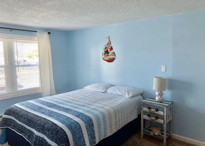 The Ocean Weeks Apartment