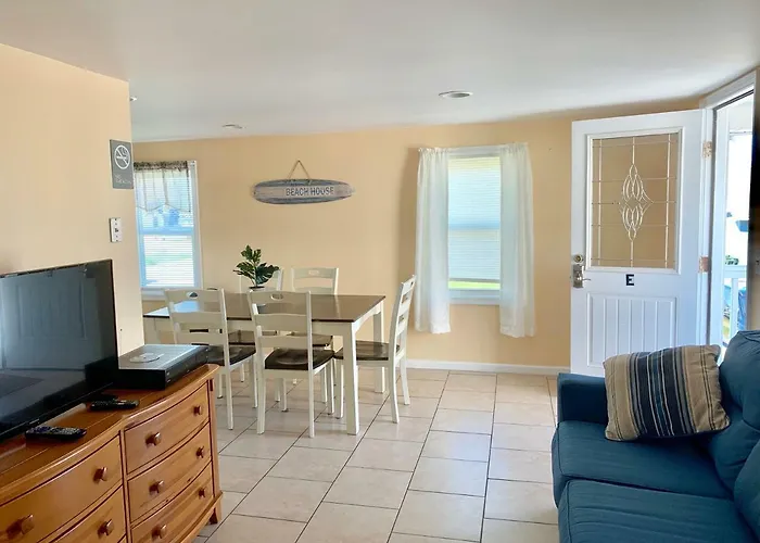 The Ocean Weeks Apartment